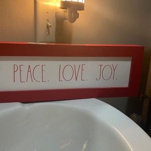 Rae Dunn *peace*love*joy* holiday sign